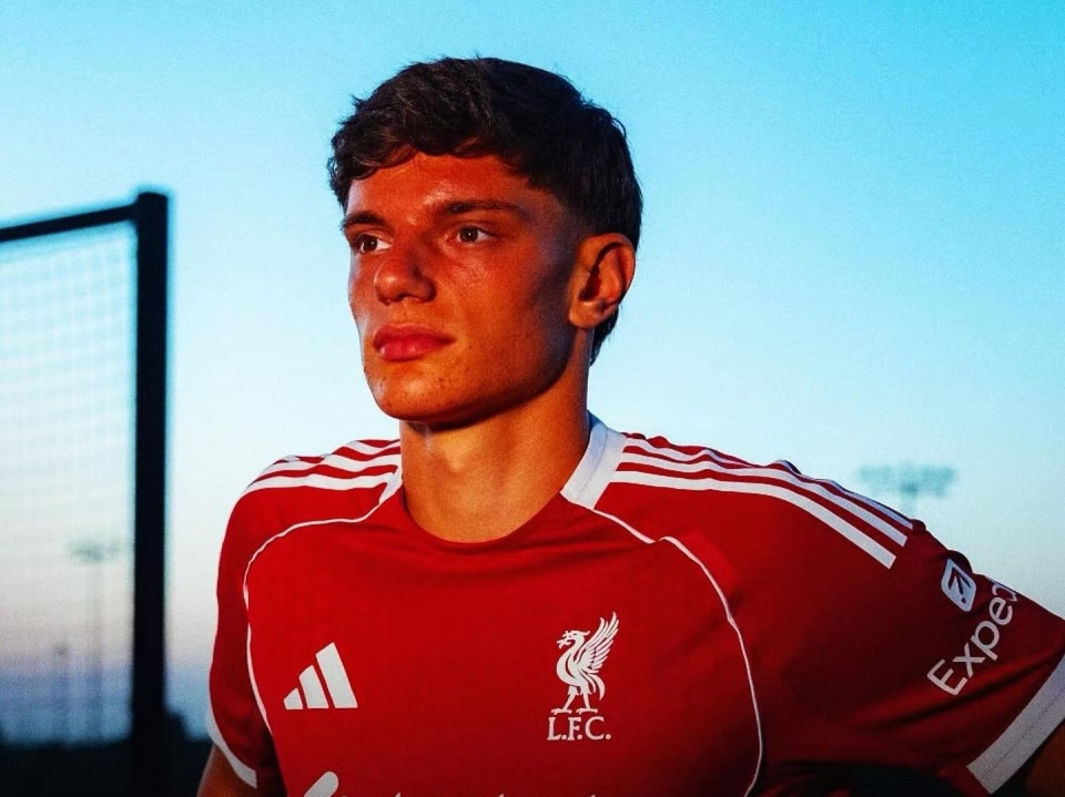 bt, src, 场欧冠比赛 bt, src, 场欧冠比赛