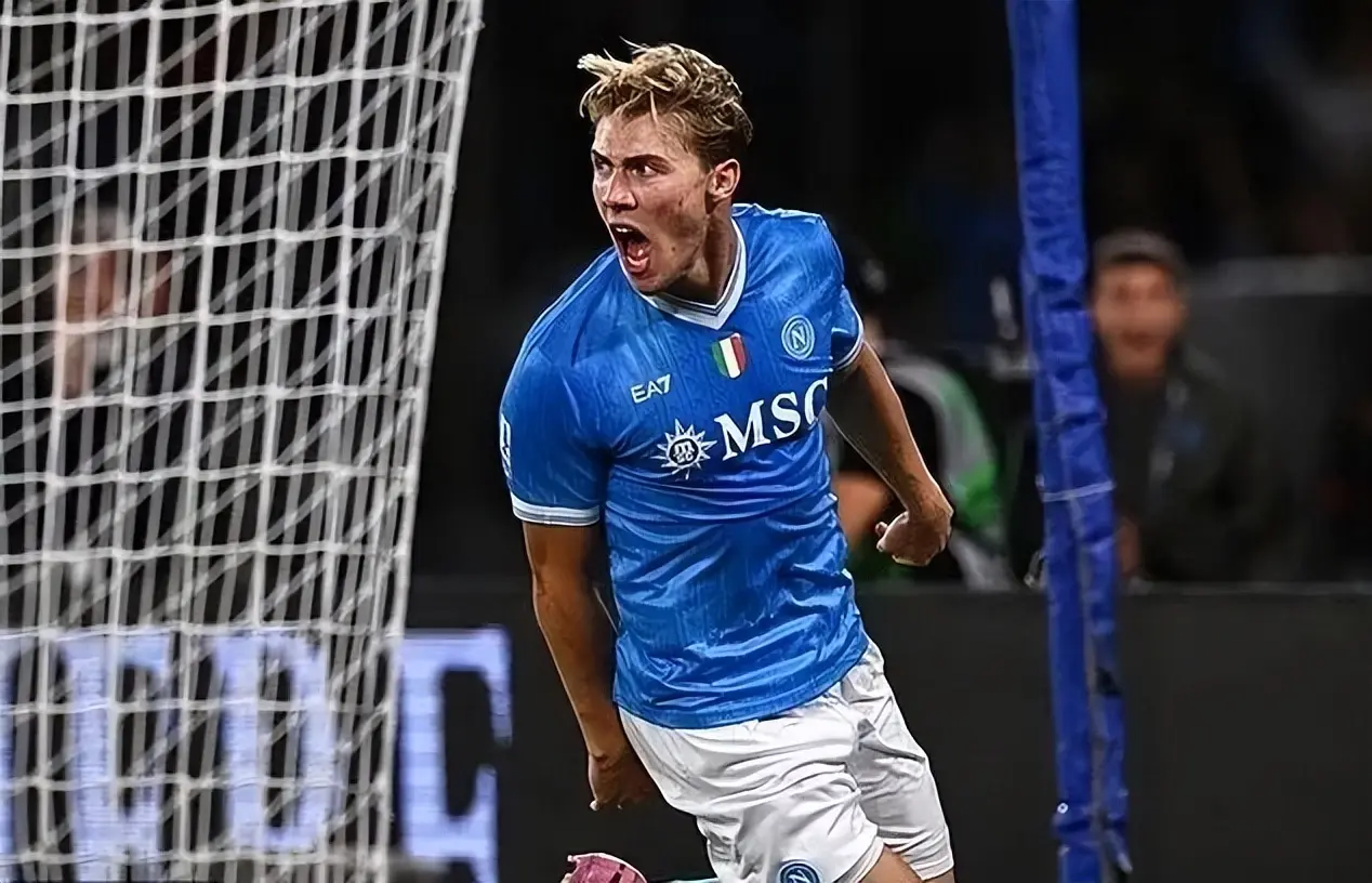 球员中, 斯发光发热 球员中, 斯发光发热